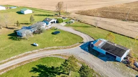 16450 Waynesfield Rd, Waynesfield, OH 45896