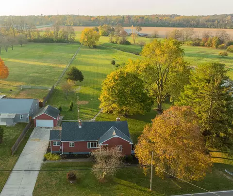 100 Swailes Rd, Troy, OH 45373