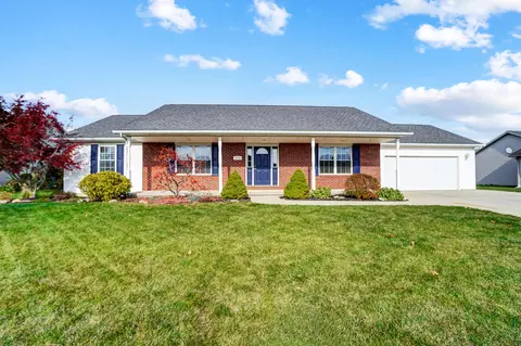 3750 Malibu Dr, Lima, OH 45807