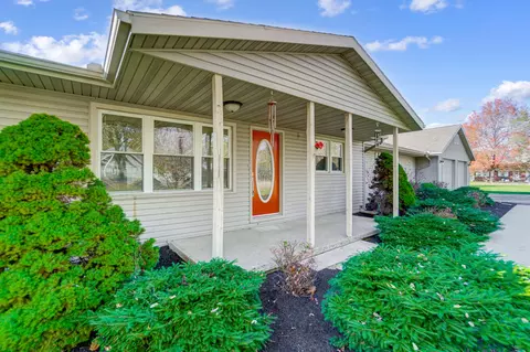 Exterior - 281 Dorman Dr, Sidney, OH 45365 photo 2 of 8