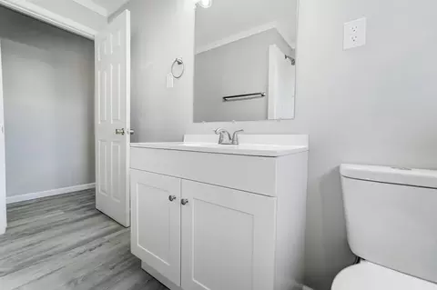 Bath - 281 Dorman Dr, Sidney, OH 45365 photo 4 of 5