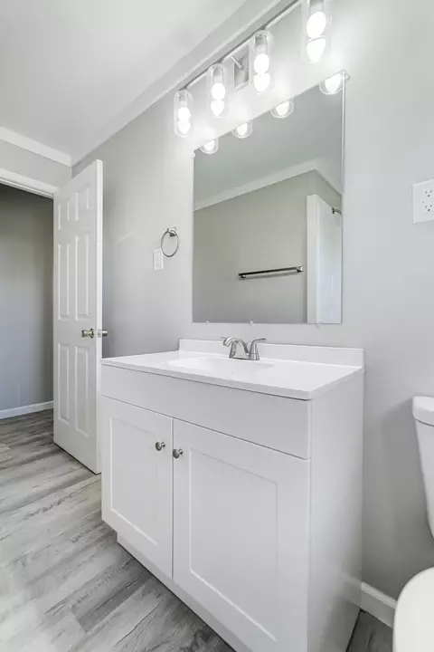 Bath - 281 Dorman Dr, Sidney, OH 45365 photo 5 of 5
