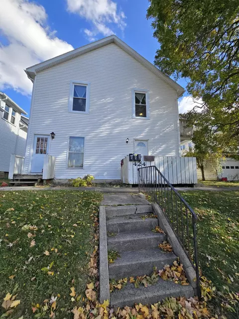424 N Madriver St, Bellefontaine, OH 43311