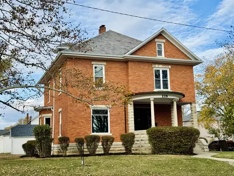 229 E Wayne St, Celina, OH 45822