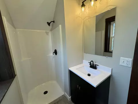 229 E Wayne St, Celina, OH 45822 photo 12