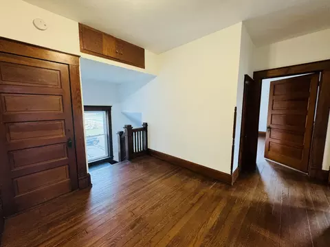 229 E Wayne St, Celina, OH 45822 photo 5