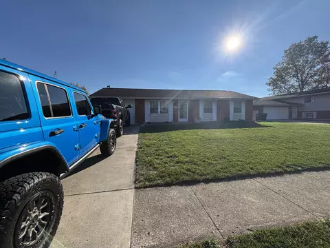 8411 Philadelphia Dr, Fairborn, OH 45324
