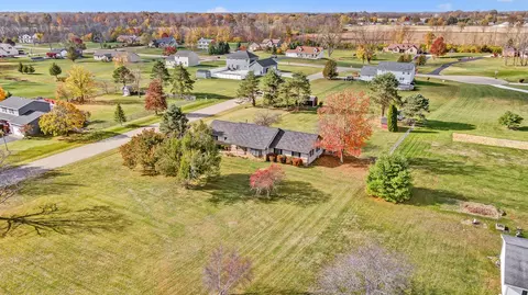 2655 Deer Run Rd, Springfield, OH 45504 photo 2