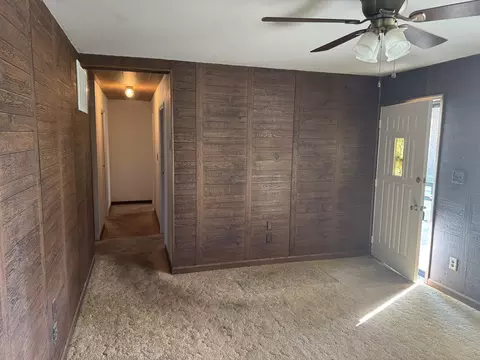 Living - 2032 Gridley Ct, Springfield, OH 45505 photo 1 of 2