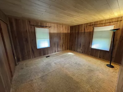 Bedroom - 2032 Gridley Ct, Springfield, OH 45505 photo 2 of 3