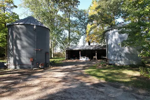 Exterior - 1000 Baker Dr, Celina, OH 45822 photo 13 of 21