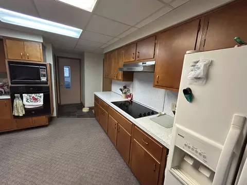 Kitchen - 1000 Baker Dr, Celina, OH 45822 photo 6 of 7