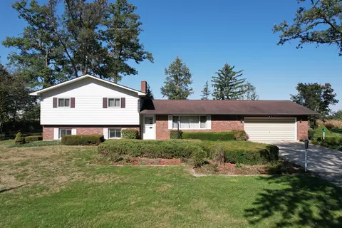 1000 Baker Dr, Celina, OH 45822