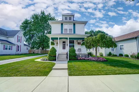 605 Perry St, Wapakoneta, OH 45895