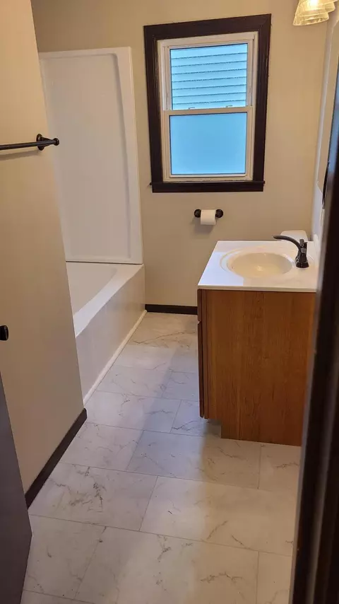 Bath - 616 N Mill St, Celina, OH 45822 photo 1 of 3