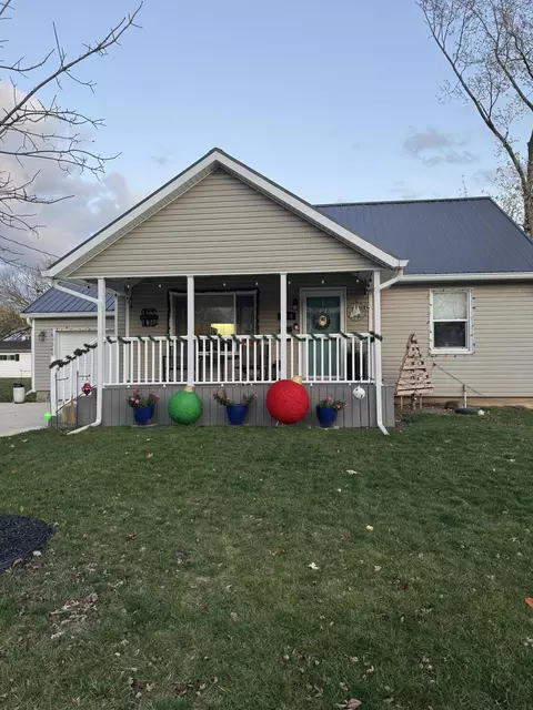 608 N Augustus St, Saint Marys, OH 45885