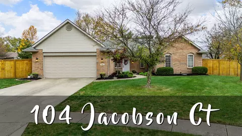 104 Jacobson Ct, Englewood, OH 45322