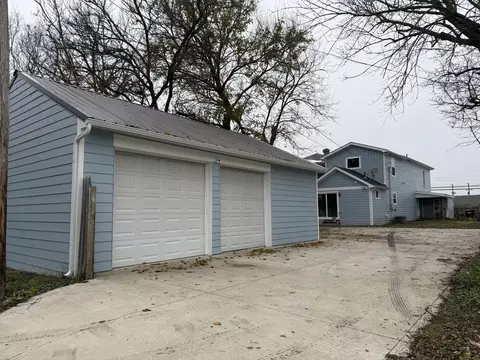 1075 Kenton St, Springfield, OH 45505 photo 2