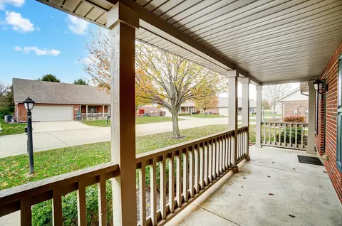1874 Willow Lakes Dr, Springfield, OH 45502 photo 5