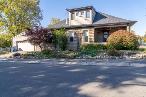 1403 N Lowry Ave, Springfield, OH 45504