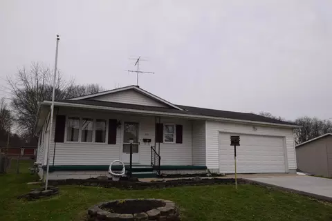 1015 S High St, Urbana, OH 43078