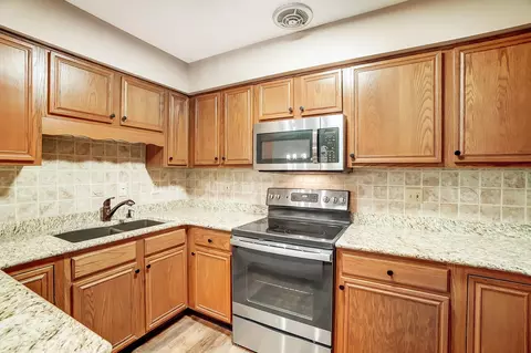 868 Trent Close, Springfield, OH 45503 photo 11