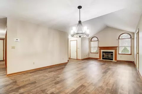 868 Trent Close, Springfield, OH 45503 photo 8