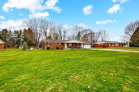 5021 Old Clifton Rd, Springfield, OH 45502 photo 7