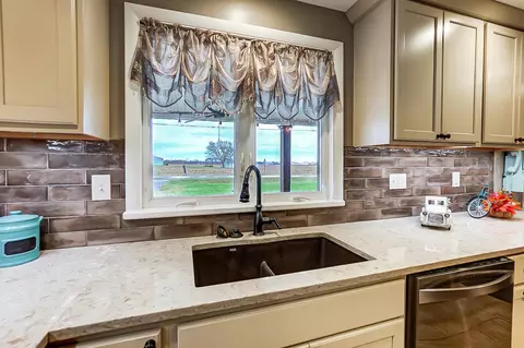5021 Old Clifton Rd, Springfield, OH 45502 photo 19