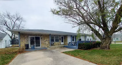 615 N Pear St, Saint Marys, OH 45885