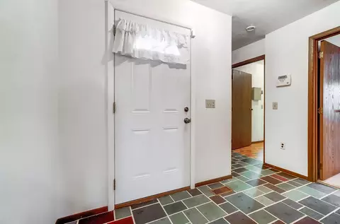 Entry Way - 6484 Manete St, Springfield, OH 45502 photo 1 of 1