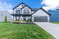 9082 Lakeside St, Tipp City, OH 45371