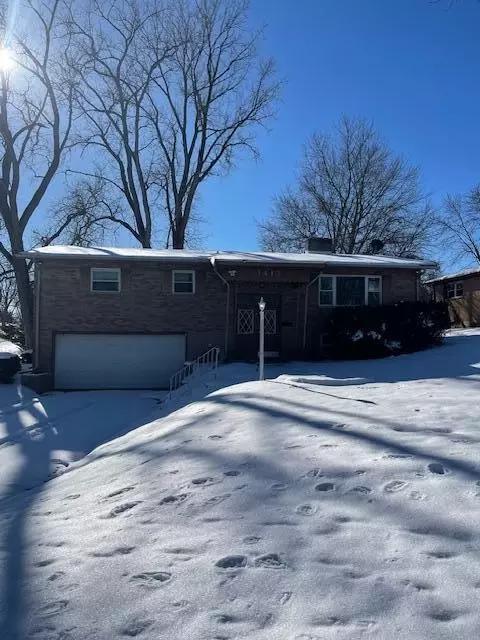 1413 E Home Rd, Springfield, OH 45503