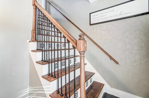 Entry Way - 4040 Upper Valley Pike, Springfield, OH 45502 photo 3 of 5