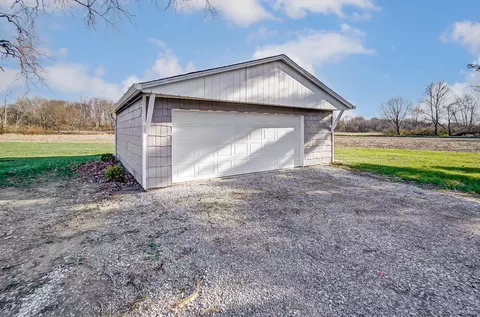 Exterior - 4040 Upper Valley Pike, Springfield, OH 45502 photo 10 of 14