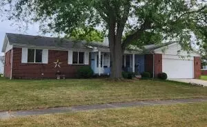 454 N Perry St, Saint Marys, OH 45885