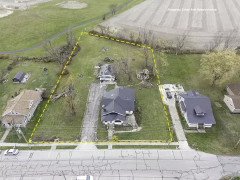 285 N Main St, Lakeview, OH 43331