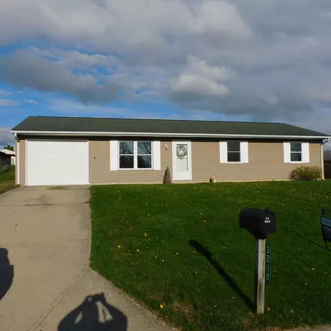 3210 Red Feather Rd, Sidney, OH 45365