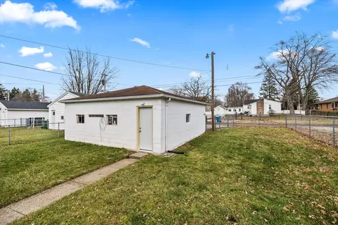 Exterior - 846 Spruce Ave, Sidney, OH 45365 photo 5 of 8