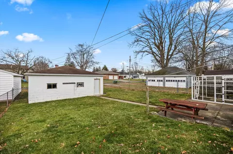 Exterior - 846 Spruce Ave, Sidney, OH 45365 photo 4 of 8