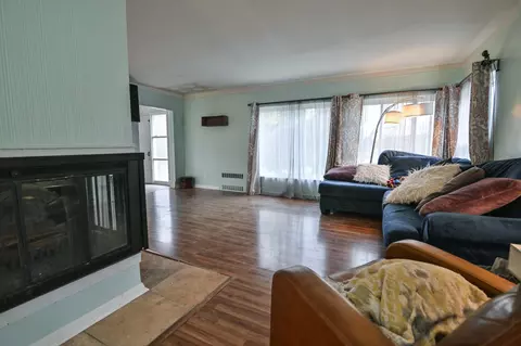 843 Tanglewood Dr, Springfield, OH 45504 photo 2