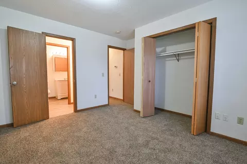 Bedroom - 2921 Caldwell St, Springfield, OH 45503 photo 7 of 9