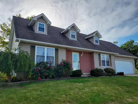 904 Tecumseh Dr, Saint Marys, OH 45885