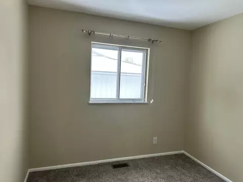 1500 Hyannis Dr, Springfield, OH 45503 photo 10