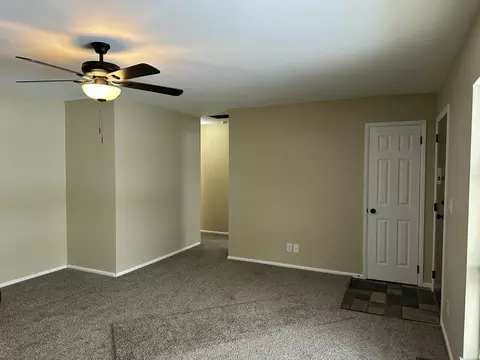 1500 Hyannis Dr, Springfield, OH 45503 photo 3
