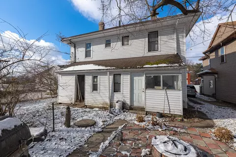 218 N Light St, Springfield, OH 45504 photo 3