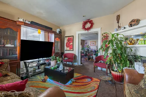 218 N Light St, Springfield, OH 45504 photo 5