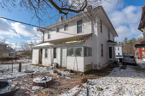 218 N Light St, Springfield, OH 45504 photo 2