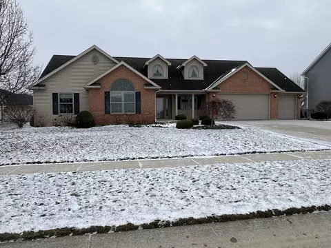 913 Stoneybrook Dr, Saint Marys, OH 45885