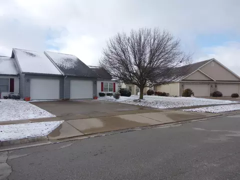 2119 Deerfield Ct, Saint Marys, OH 45885